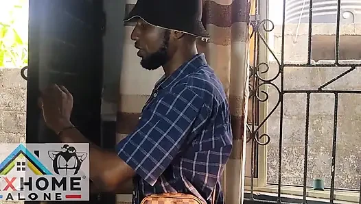 Dreams en iyi arkadaşı ateşli karısını sikmek için kara büyü tozunu (juju) kullanıyor