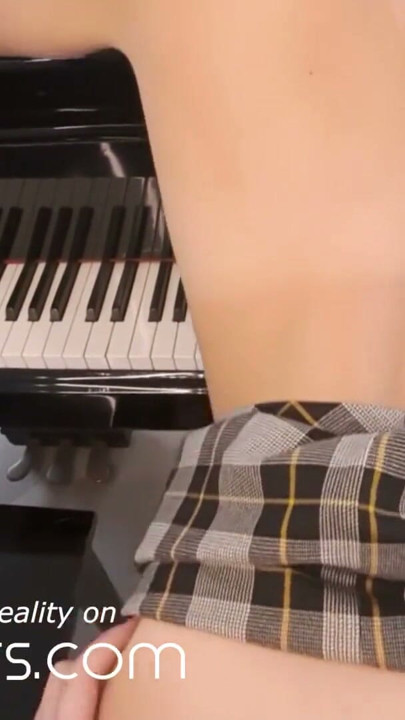VR BANGERS Pretty Tight Teen Seducing Piano Teacher | Clip 2