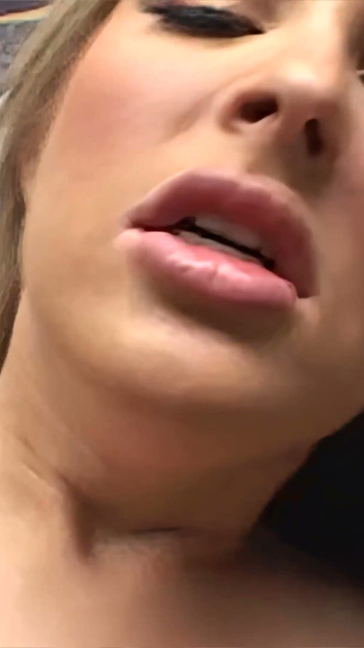 Chelsie Rae gets her ass pounded with a huge dick | Clip 2