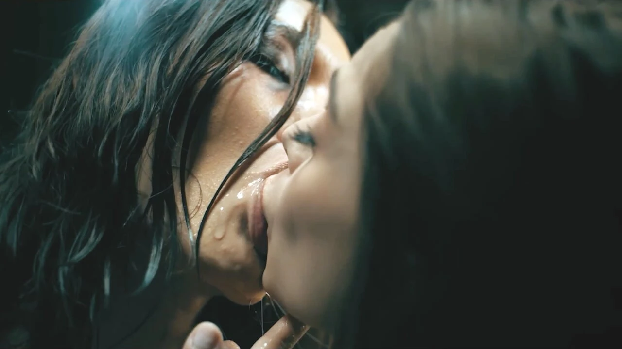 Lucy Mochi & Molly Little Parasited - Sex Hungry Asian Babe Makes Blonde Nurse Into Her Prey