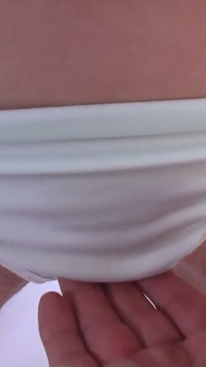 Sina dostaje wypchany tyłek na castingu porno | Klip 1