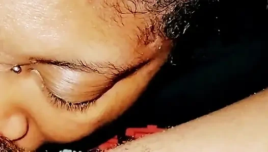 Özensiz meyve yiyici!!