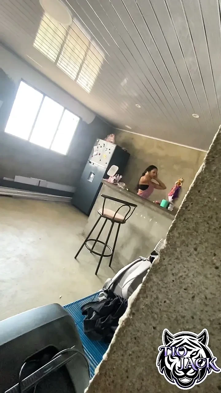 MY FUCKING COMADRE COMES TO COOK ME IN THREAD