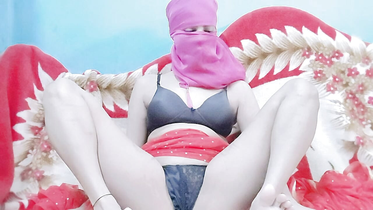 혼자 사는 여자, 그래서 섹스하는 것 같은 느낌