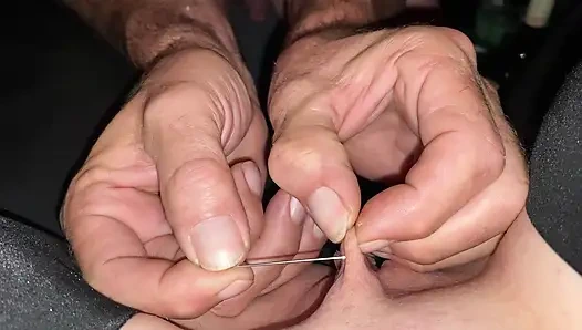 Lara loves needles