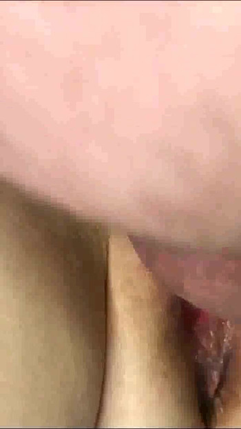 لحظة قوية من "خدمة غير عادية في صالون تجميل. لم أكن أتوقع هذا. لكني أحببت ذلك!