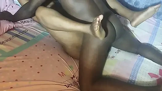 I cum 4 times to fuck my pussy with my finger