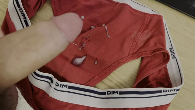 Cumming in My Red Briefs