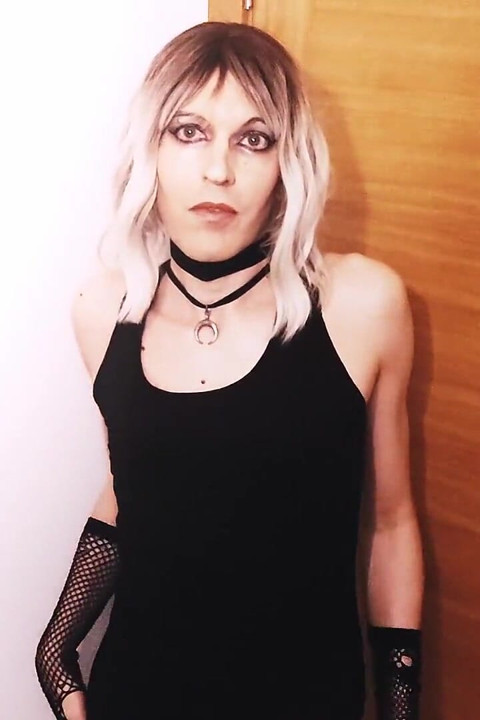 Femboy anelee sinua naimaan häntä
