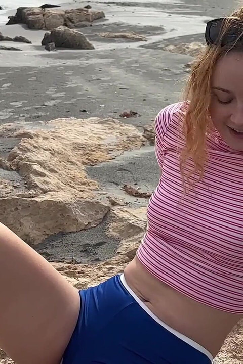 Enjoying Dark Sand Playa, Collecting Shells