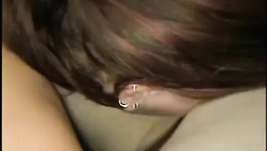 Gadis-gadis seksi direkam di rumahnya