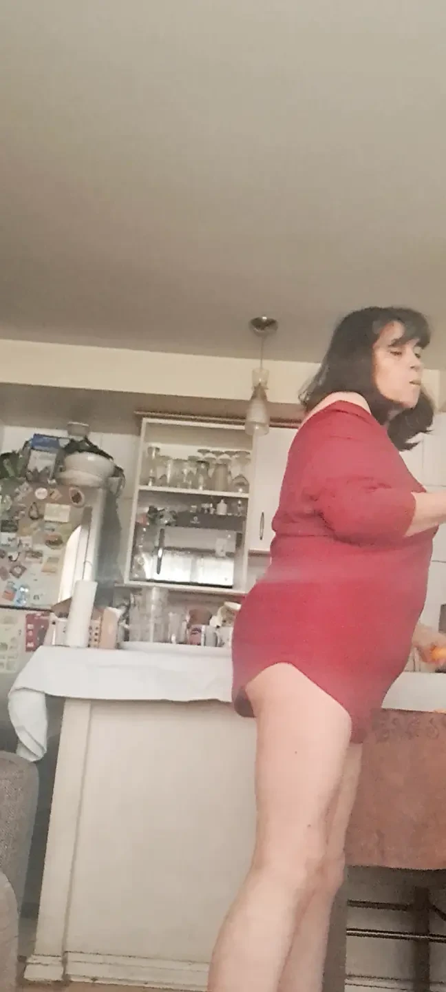 wife seducing on camera
