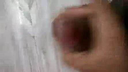 德西印度女孩在家里自慰被哥哥快速操