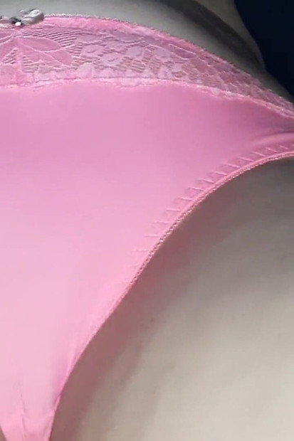 Some Stranger Is Rubbing Against My Pussy on a Crowded Bus