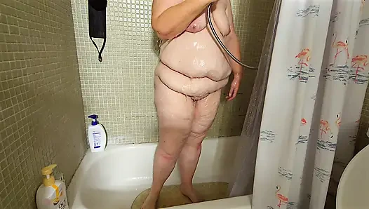 Cum and Watch Me Take My Shower, Showing Close Ups of My Phat Meaty Pussy and Thick Fat Ass
