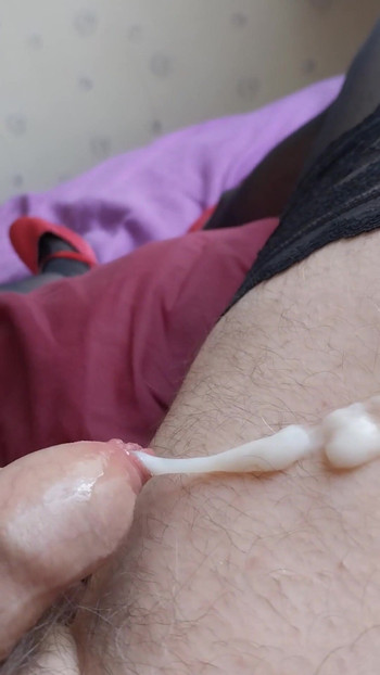 Nevjerojatan mekani sitni klitoris sissygasm | Isječak 2