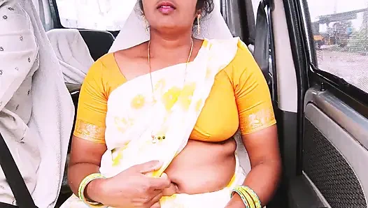 Hintli araba seksi. Ev hizmetçisi ev sahibiyle sikişmeye çalışıyor. Telugu edepsizce konuşuyor.