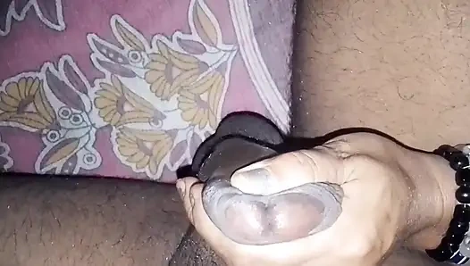 Indian Desi Bhabhi Ne Hand Se Meri Cock Ke Pani Nikali,Hindi Sexy Video,Indian Sexy Video,Desi Sexy Video,Sexy Video,Sex Video