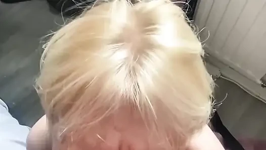 Stunning e-girl Pink Molly Bomb receives a massive cumshot on her  cute teen face