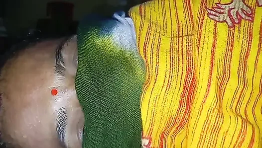 Мой пасынок массировал мою киску и трахнул меня, индийская дези бхабхи, бенгальское аудио