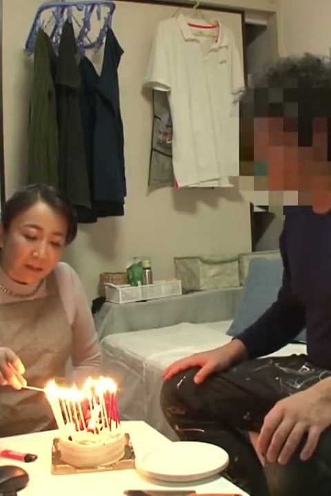 Rental Mature Woman, Age 53 - the Secret Side Her Husband Never Sees