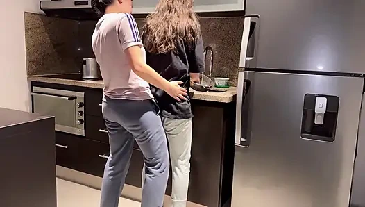 Mein Ex macht mich oral in seiner neuen Wohnung!!