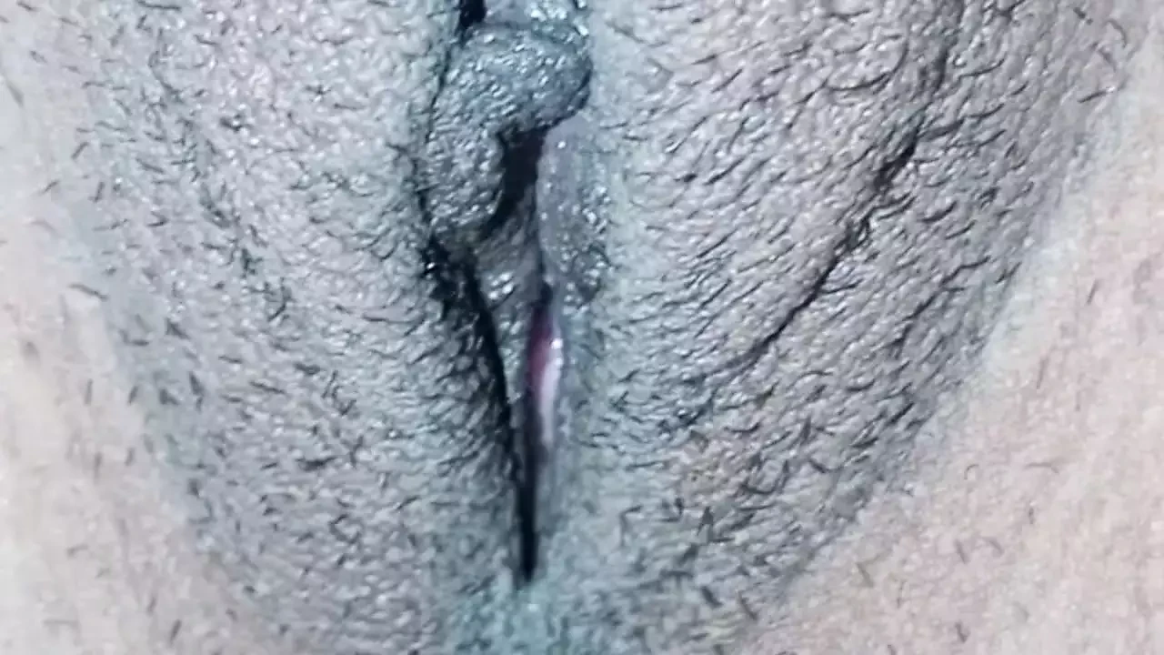 Bhabhi Ka Chut Dekho Pani Pani Kar Diya
