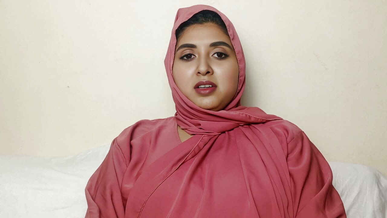 Nadiya First Time Full Face + Big Ass Doggy - Real Desi Couple