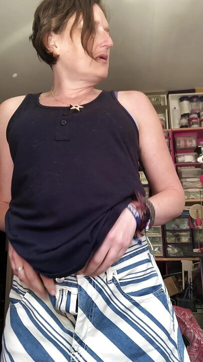 It Looks Like I’ve Got a Dick Thanks to My Wild and Untamed Bush