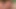 Mit riesigem spielzeug hilft den beiden kurvigen blondinen, sich auf gruppensex und tief anal vorzubereiten