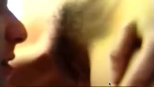 Caroline, si cantik peri kecil, bijaksana dan sangat bersemangat.