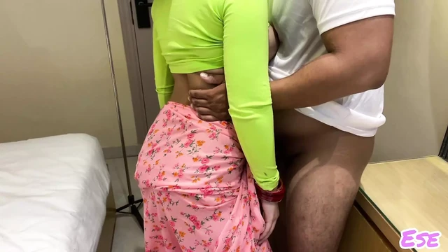Stepmom Ko kiya tension free from Paying off Bills and Jamakar Chudai ki