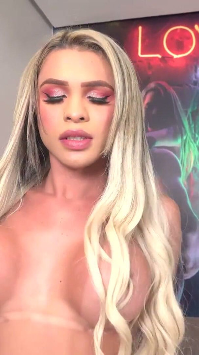 BRAZILIAN TRANSSEXUALS - Melissa Ninfetinha Solo Seduction | Clip 1