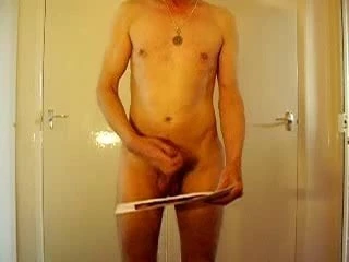 Wanking and Cuming Over Sexy Wife Picture