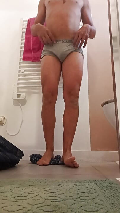 Hombre solo francés