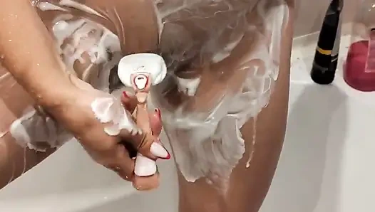 Naked Stepsister in Shower