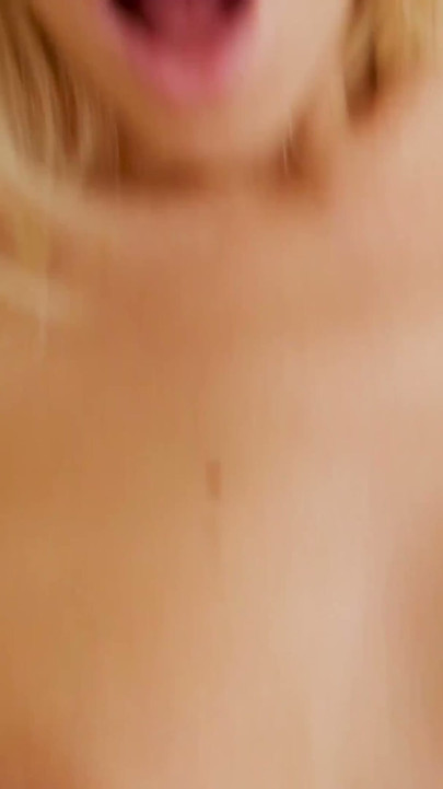 Hot tall and busty blondie Florane Russell sucks and fucks in this homemade video and gets creampied | Clip 1