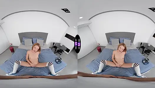 Грудастая Lucianna Luci жестко исполняет ее эротические фантазии - TmwVRnet