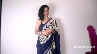 Geile Lily gibt jungen indischen Fans Wichsanleitung