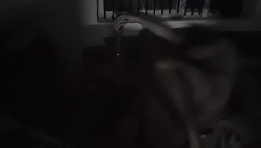 Seksi ateşli Hintli yenge büyük götten sert sikişiyor bölüm 1