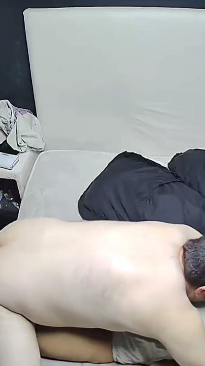 PUCHIS - MILF STEPMOM FUCKS HER VIRGIN STEPSON TO GET HIM TO TRY A VAGINA FOR THE FIRST TIME. | Clip 1