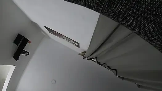 Аргентинская девушка просит меня использовать презерватив