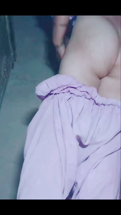 家里没人所以你才光着身子？