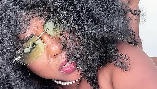 Istri cantik saya berselingkuh Dengan tetangga saya