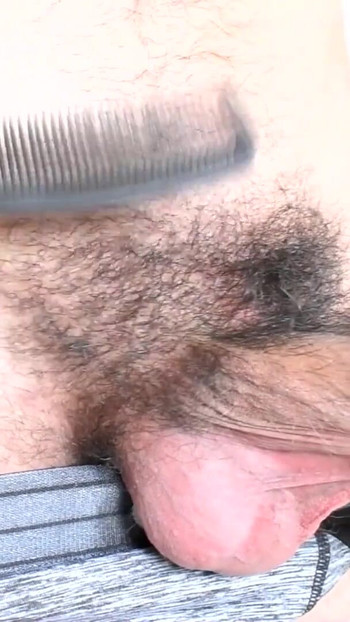 Momento iconico da "Quei capelli lunghi sotto i miei pugili"