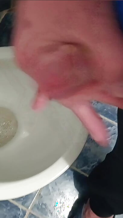 Pišaj, igraj se i svršaj