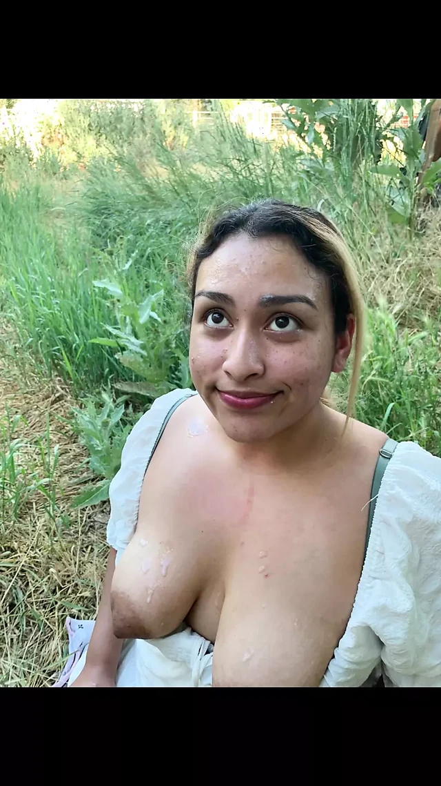 Hiking Trail Blowjob & Cum On Her Face