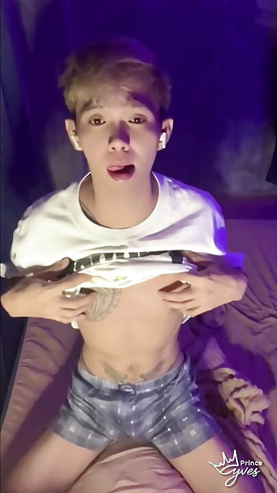 Filipino Inked Horny Twink Teasing and Masturbating Until He Cums