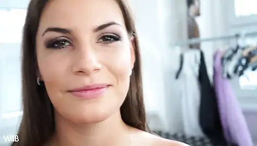 Verspielte sindy black