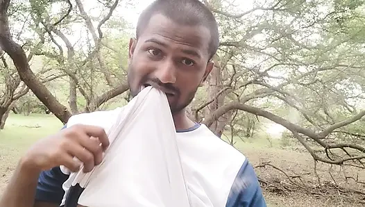 XHard India Searching on forest